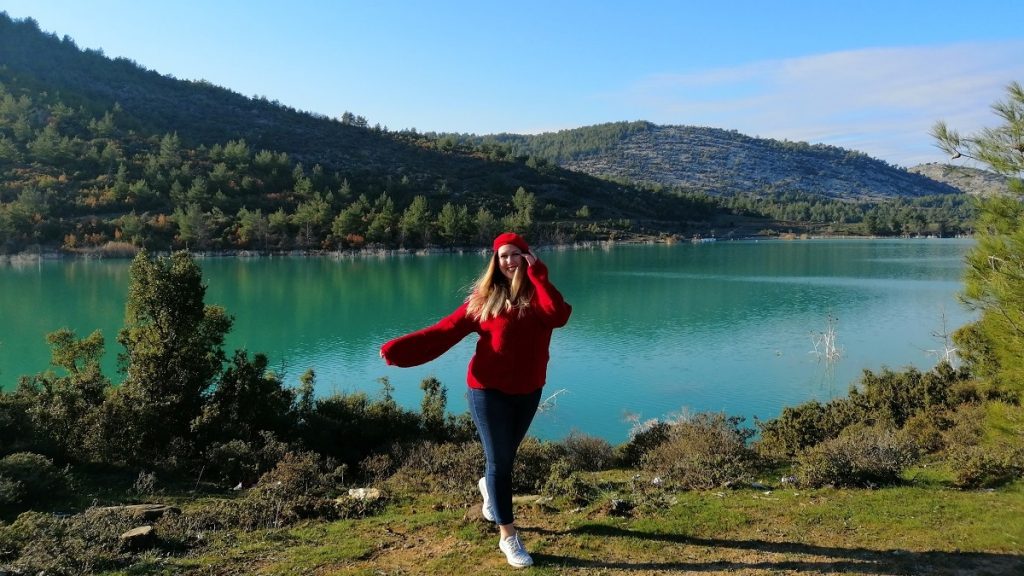 yatağan gezilecek yerler mavi göl