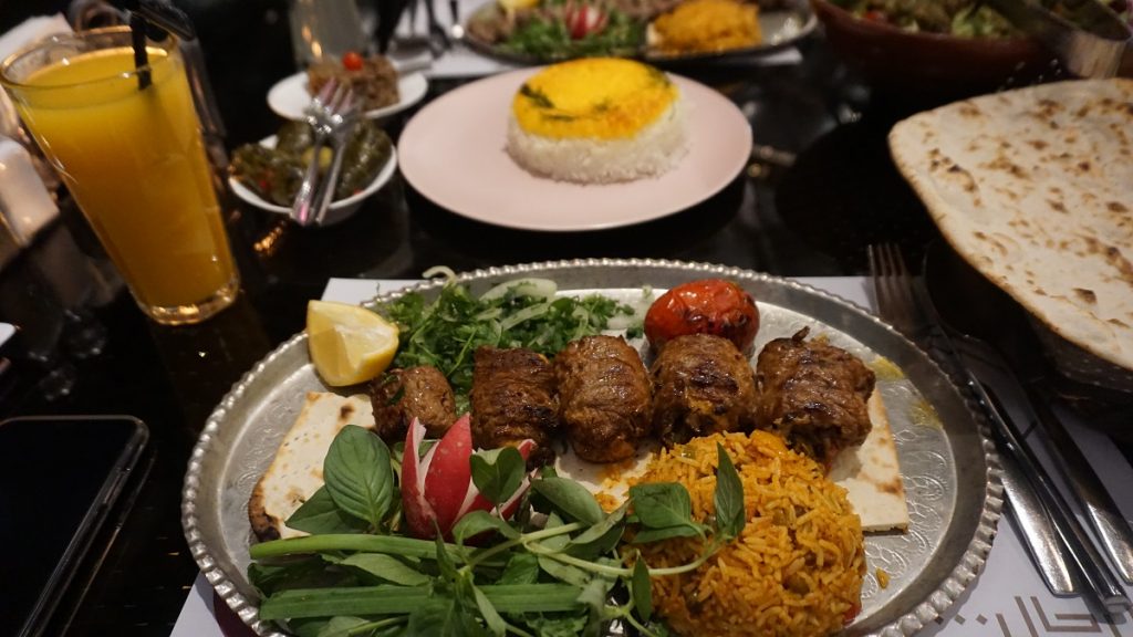 tahran darband roast restaurant