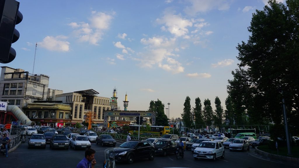 tahran gezi rehberi tecriş meydanı
