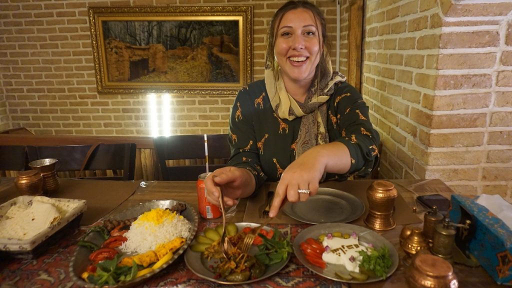 tebriz gezi rehberi shazdeh restaurant