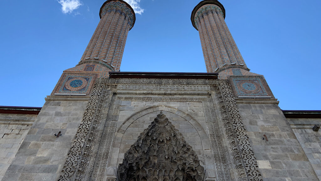 erzurum merkezde gezilecek yerler