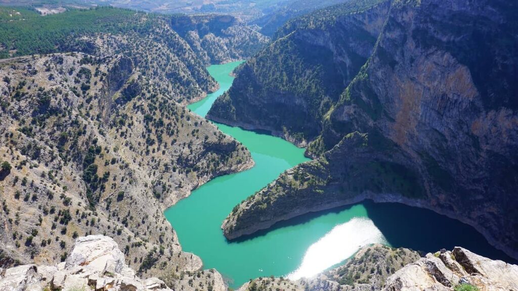 arapapıştı kanyonu nerede nasıl gidilir